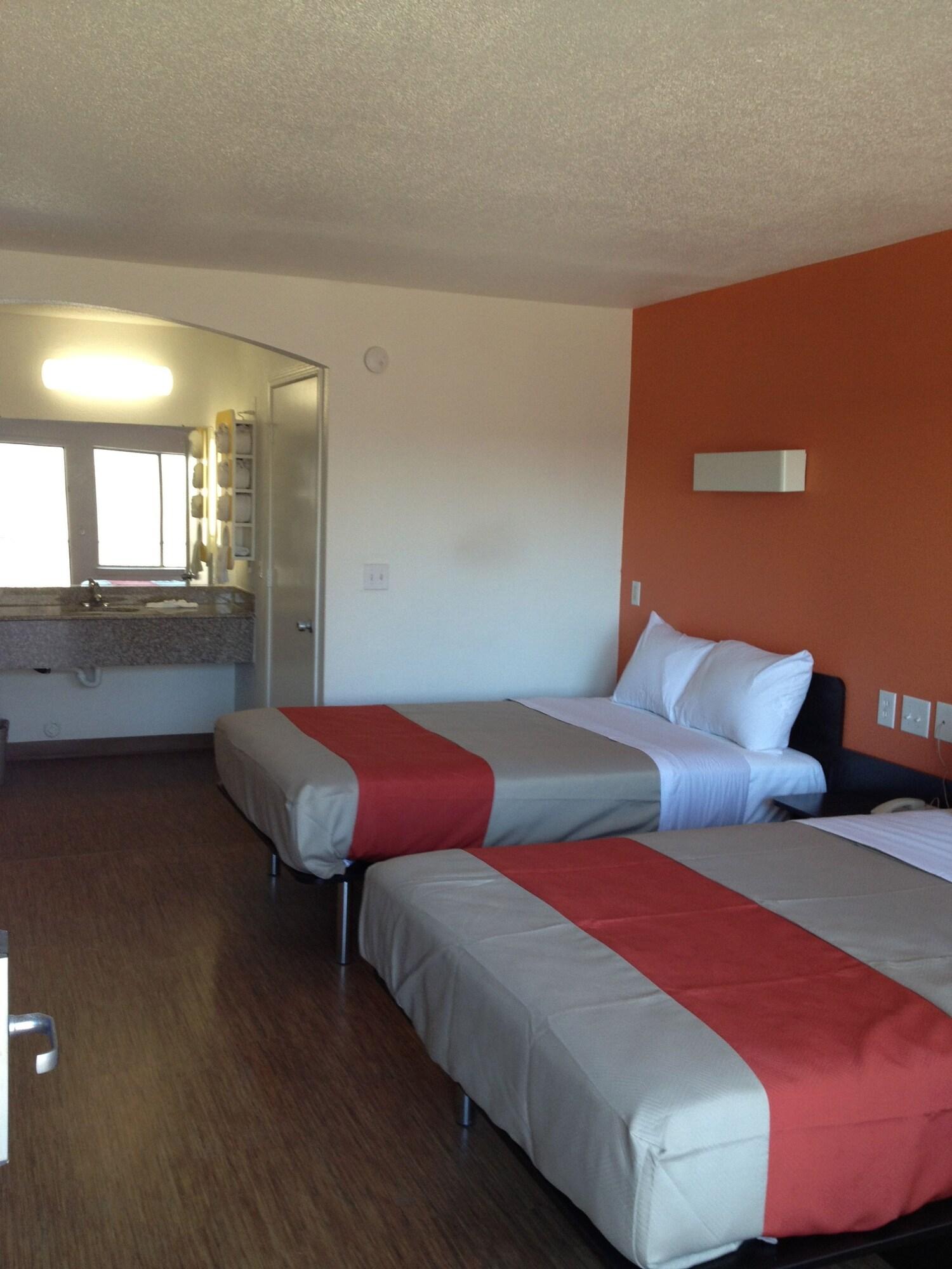Motel 6-Grand Prairie, Tx - Near Six Flags Drive Luaran gambar
