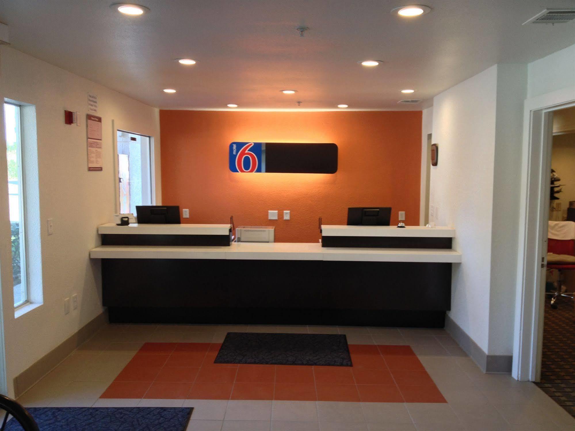 Motel 6-Grand Prairie, Tx - Near Six Flags Drive Luaran gambar