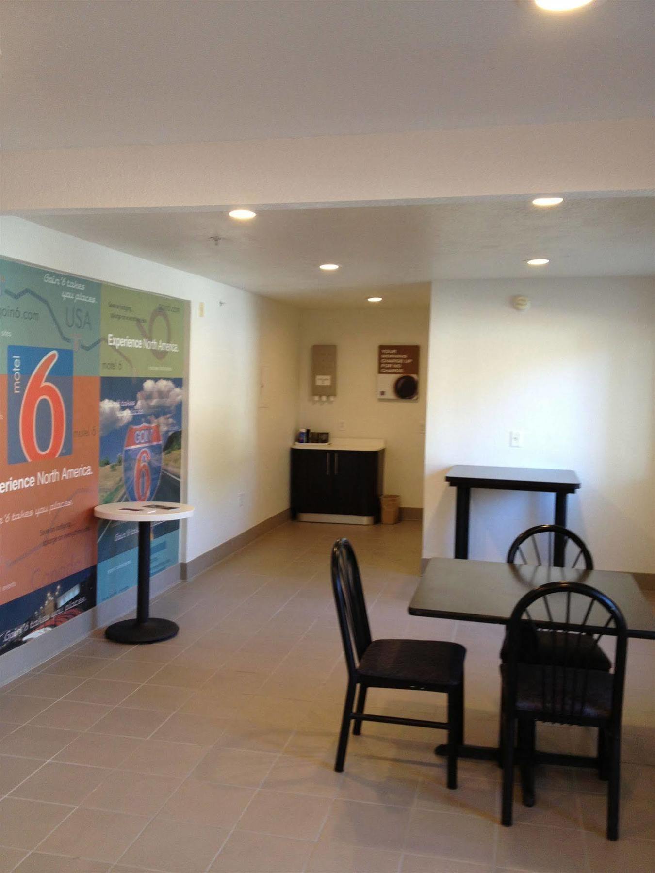 Motel 6-Grand Prairie, Tx - Near Six Flags Drive Luaran gambar